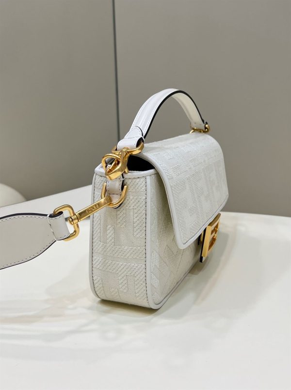 Baguette White FF canvas bag - FB023