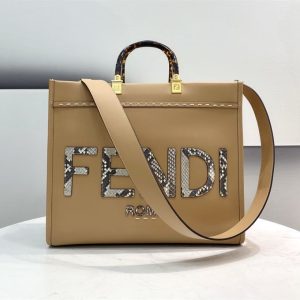 Fendi Sunshine Medium Light brown leather and elaphe shopper bag - FB006