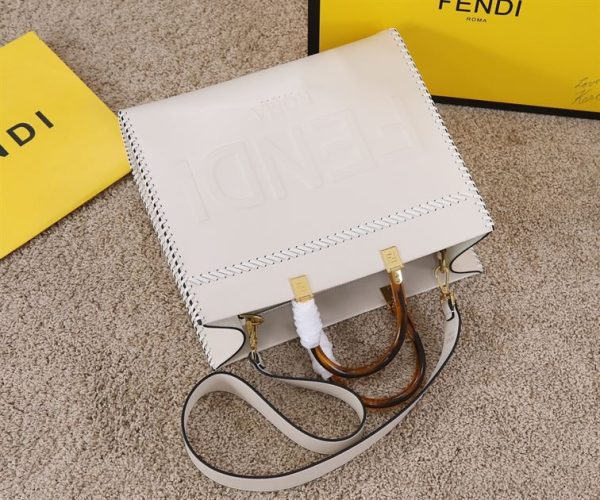 Fendi Sunshine Medium White leather shopper Bag - FB007