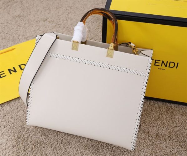 Fendi Sunshine Medium White leather shopper Bag - FB007