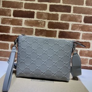 GG embossed medium messenger bag - GB014