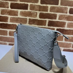 GG embossed medium messenger bag - GB014