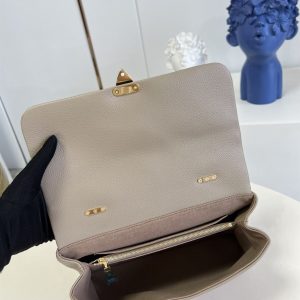 Madeleine MM handbag