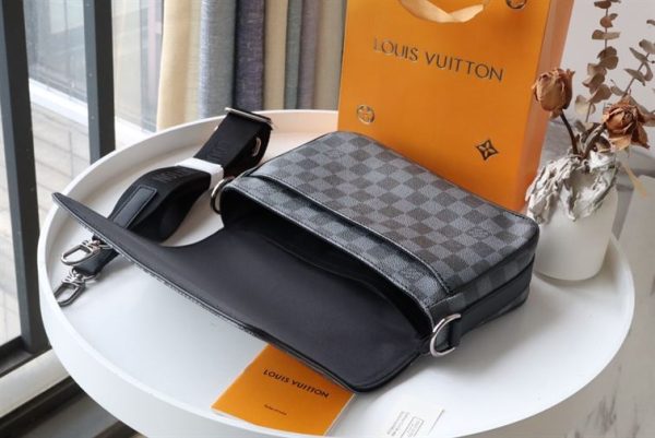 Studio Messenger Bag Gray - LB029