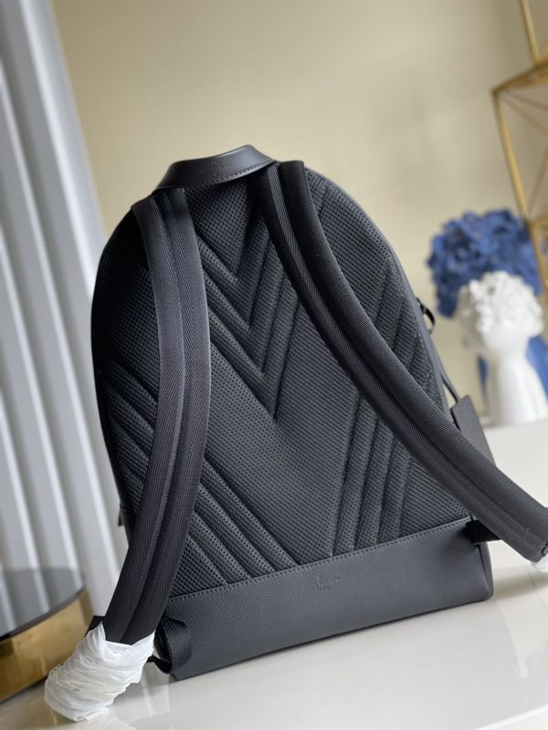 Takeoff Backpack Black grained calf leather - LB032