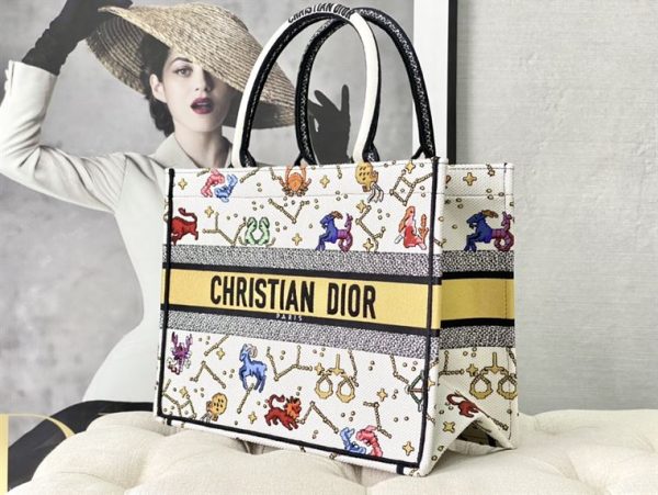 The Dior Book Tote latte multicolor Dior Pixel Zodiac - DB005