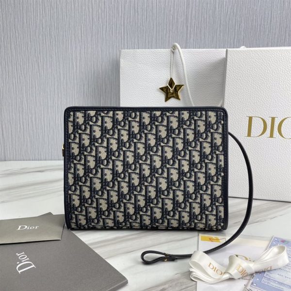 30 Montaigne pouch Blue Dior Oblique Jacquard - DB044