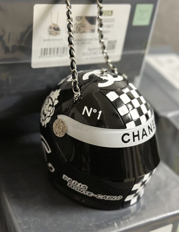 Helmet Minaudiere Black & White Resin, Strass & Silver-Tone Metal - CB024