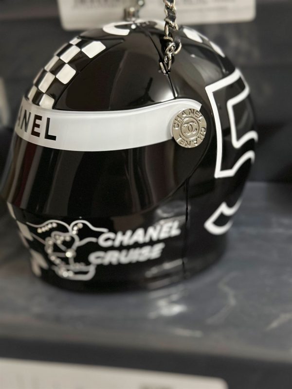 Helmet Minaudiere Black & White Resin, Strass & Silver-Tone Metal - CB024