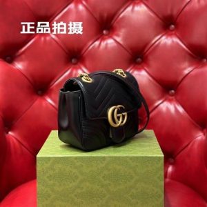 GG Marmont Matelassé mini tote bag Black chevron leather - GB148