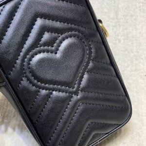 GG Marmont mini bag Black matelassé chevron leather - GB159