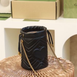 GG Marmont mini bucket bag Black matelassé chevron leather - GB158