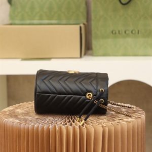 GG Marmont mini bucket bag Black matelassé chevron leather - GB158