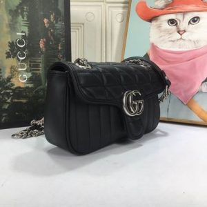 GG Marmont small shoulder bag Black matelassé leather - GB150