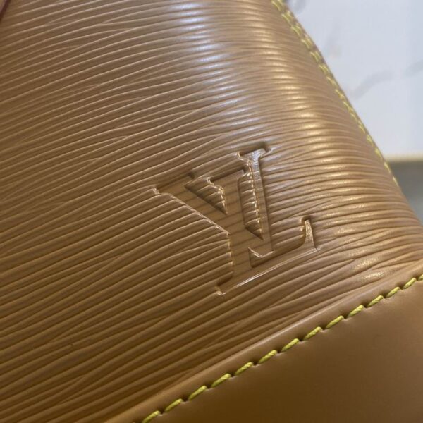 Louis Vuitton Alma BB Honey Gold Epi grained leather - LB083