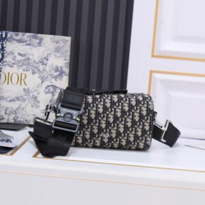 Dior Lingot 22 Beige and Black Oblique Jacquard Bag- DB096