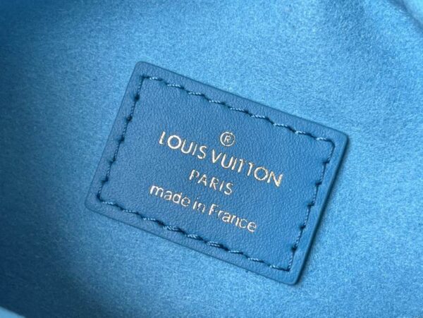 Louis Vuitton Loop Baguette Blue Calfskin - LB115