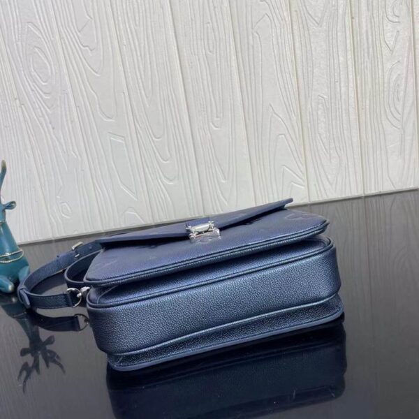 Metis Pochette Metallic Navy Nacre Monogram - LB138