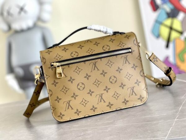 Metis Pochette Monogram Reverse Canvas - LB136