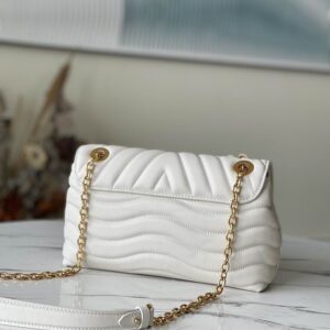 New Wave Chain Bag Ivory - LB126