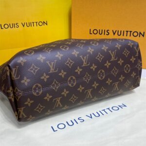 Louis Vuitton Boétie MM Tote Bag - LB174