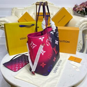 Louis Vuitton Neverfull MM Tote Bag - LB161