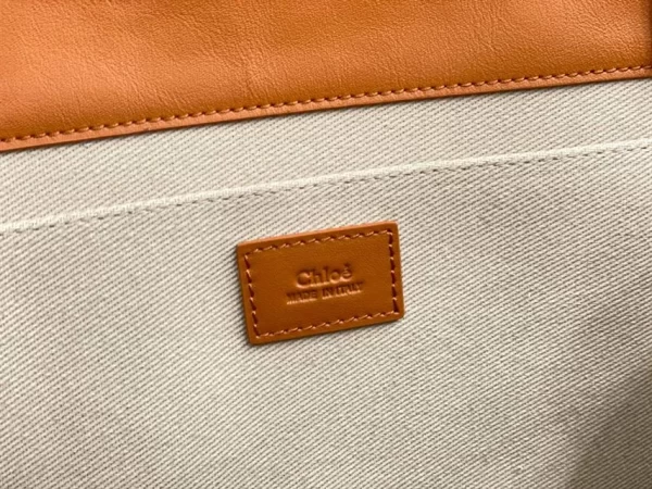 Chloé Large Woody Tote Bag - MB035