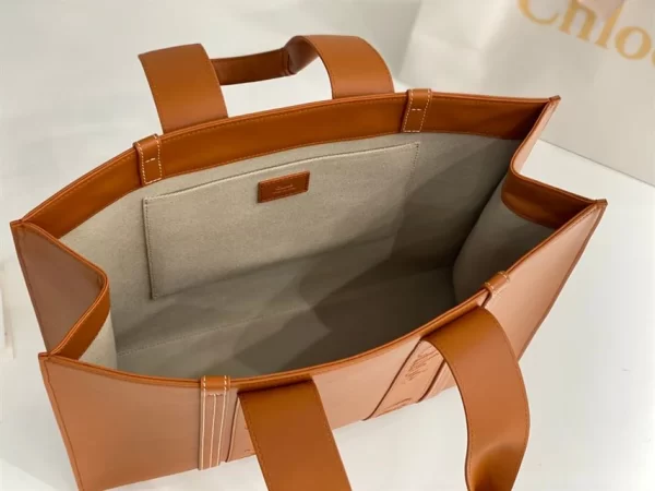 Chloé Large Woody Tote Bag - MB035