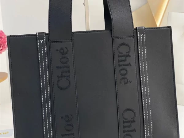 Chloé Medium Woody Tote Bag - MB002