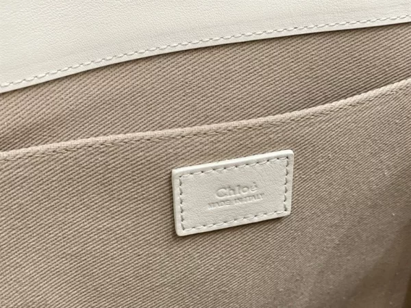 Chloé Medium Woody Tote Bag - MB004