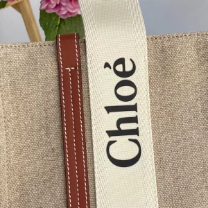 Chloé Medium Woody Tote Bag - MB007