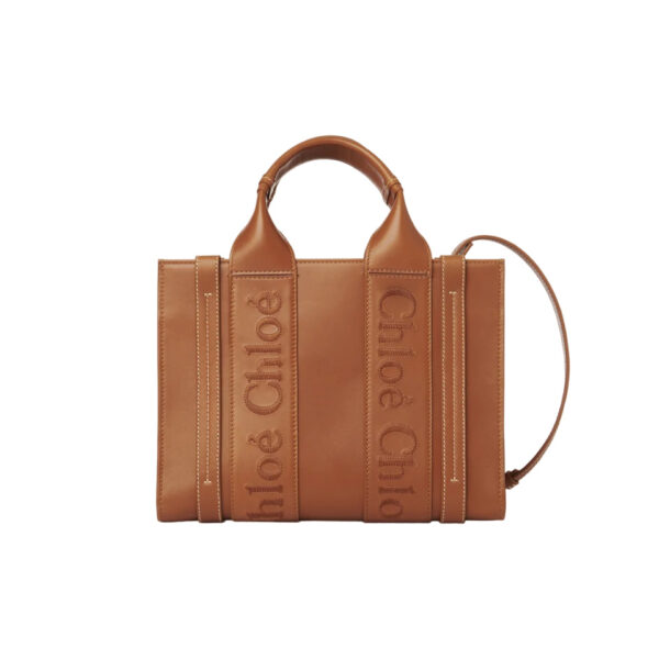 Chloé Small Woody Tote Bag Smooth Calfskin With Chloé Logo - MB014