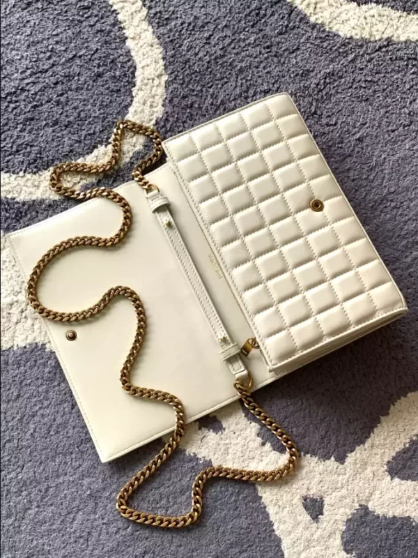  Lambskin Cassandre Chain Wallet - YB012