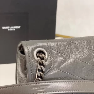 Saint Laurent Niki Medium In Vintage Leather - YB032