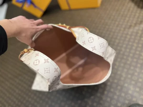 LV Atlantis GM Material Monogram Dune Canvas