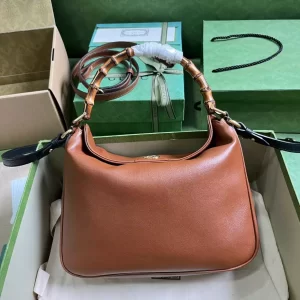 Gucci Diana Medium Shoulder Bag - GB295