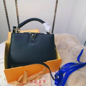 Capucines BB Taurillon Leather Bag