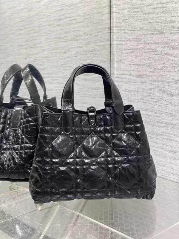 Medium Dior Toujours Bag Black Macrocannage Crinkled Calfskin