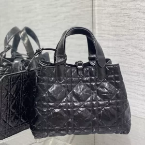 Medium Dior Toujours Bag Black Macrocannage Crinkled Calfskin