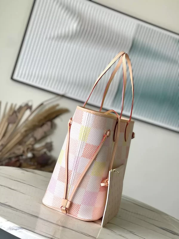 Neverfull MM Peach Damier Giant Canvas Tote Bag