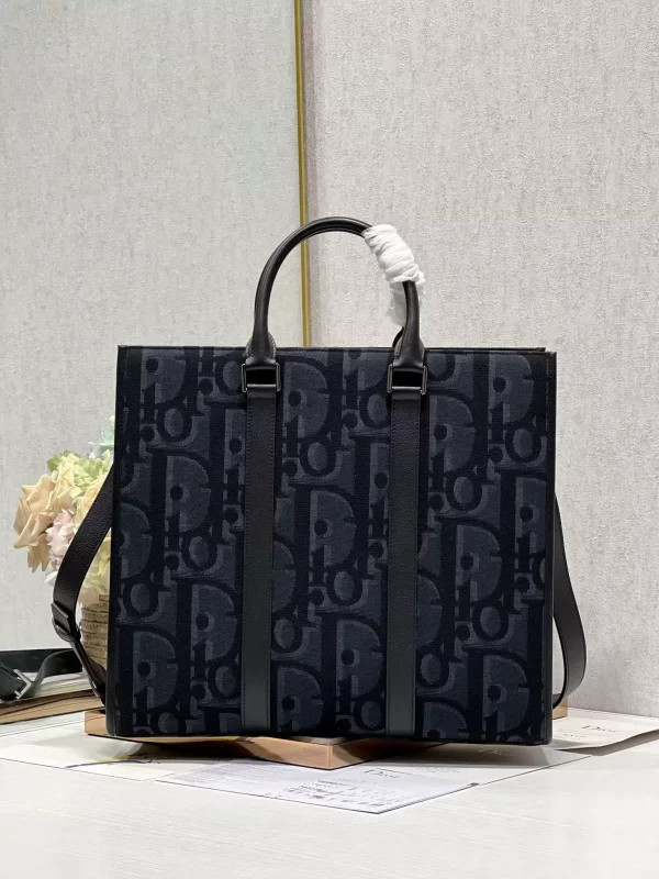 East-West Tote Bag Black Maxi Dior Oblique Jacquard