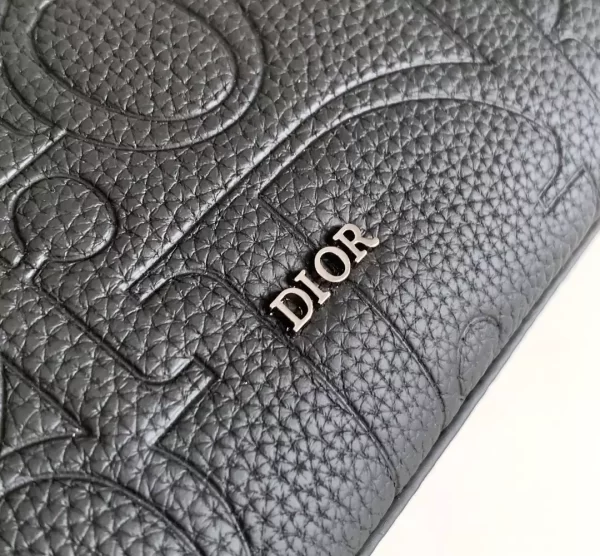 A5 Triangle Pouch Black Dior Gravity Leather