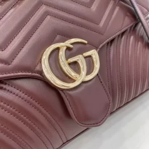 GG Marmont Large Shoulder Bag in Rosso Ancora Matelassé Chevron Leather