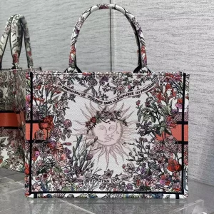 Medium Dior Book Tote Ecru Multicolor Dior 4 Saisons Printemps Soleil Embroidery