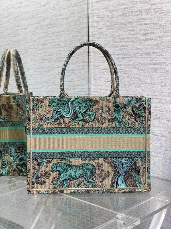 Medium Dioriviera Dior Book Tote Raffia with Aquamarina Toile de Jouy Sauvage Embroidery