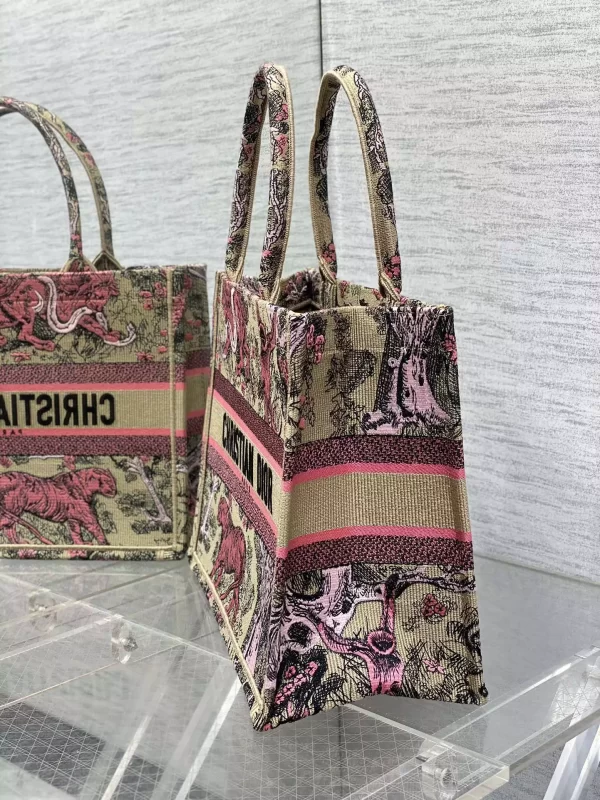 Medium Dioriviera Dior Book Tote Raffia with Candy Pink Toile de Jouy Sauvage Embroidery