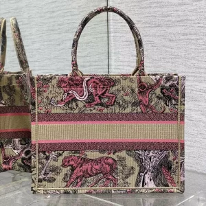 Medium Dioriviera Dior Book Tote Raffia with Candy Pink Toile de Jouy Sauvage Embroidery