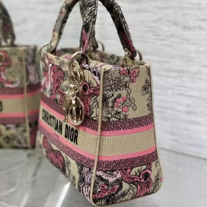 Medium Dioriviera Lady D-Lite Bag Raffia with Candy Pink Toile de Jouy Sauvage Embroidery