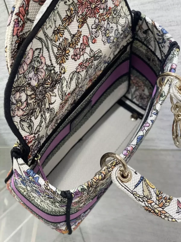 Medium Lady D-Lite Bag White Multicolor Dior 4 Saisons Été Embroidery