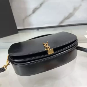 Voltaire in Black Box Saint Laurent - YB063